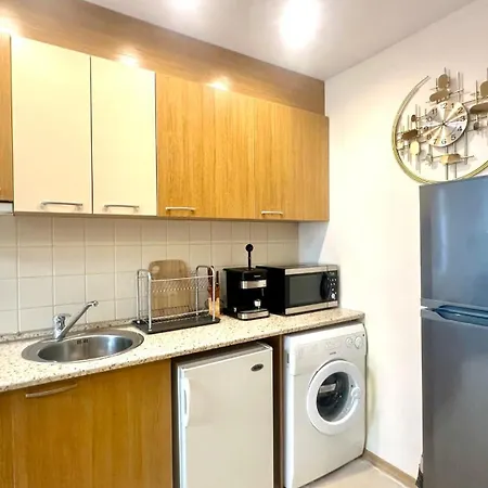Bratanov Flower Street Apartment